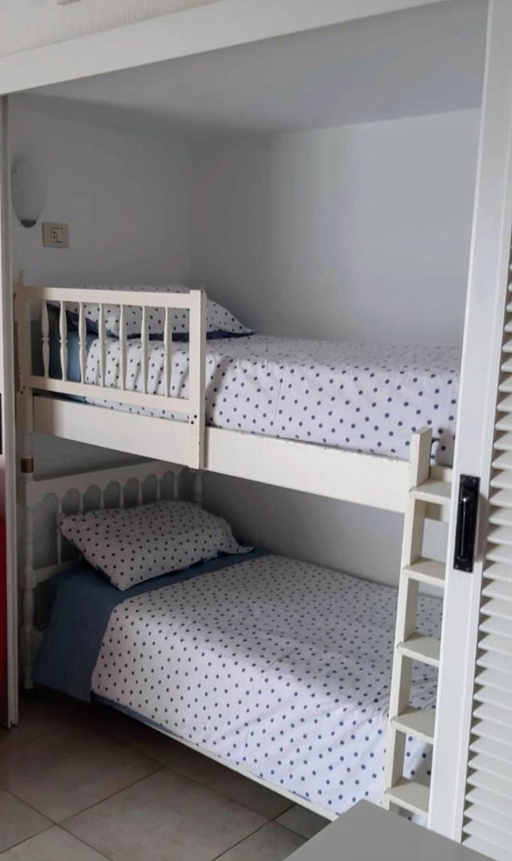 Apartamentos Playa Chica / Playa Las Gaviotas Santa-Cruz de Ténérife Extérieur photo